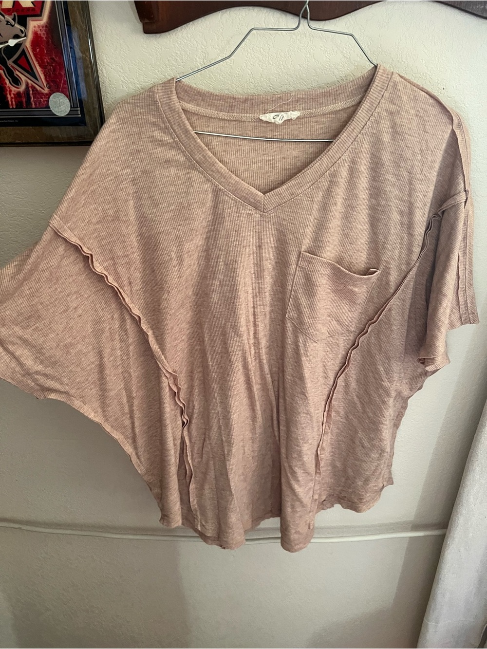easel Mauve Pink Relaxed V-Neck Pocket Blouse